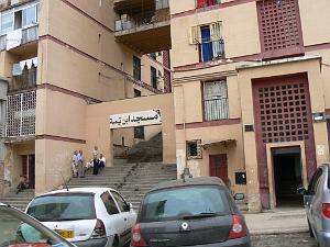 Cite Lescure 33 